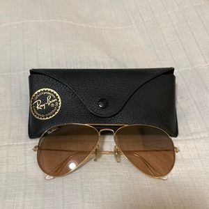 Ray Ban Aviator Sunglasses in rose/tan color